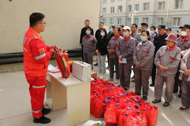 市坊子区应急局多措并举筑牢森林“防火墙”j9九游会入口从“旁观”到“参与”！潍坊(图3)